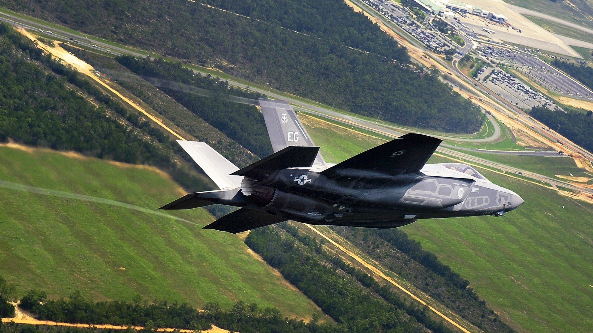 特色篮球运动装备审美创新,满足青少年多样化需求,篮球运动基本装备