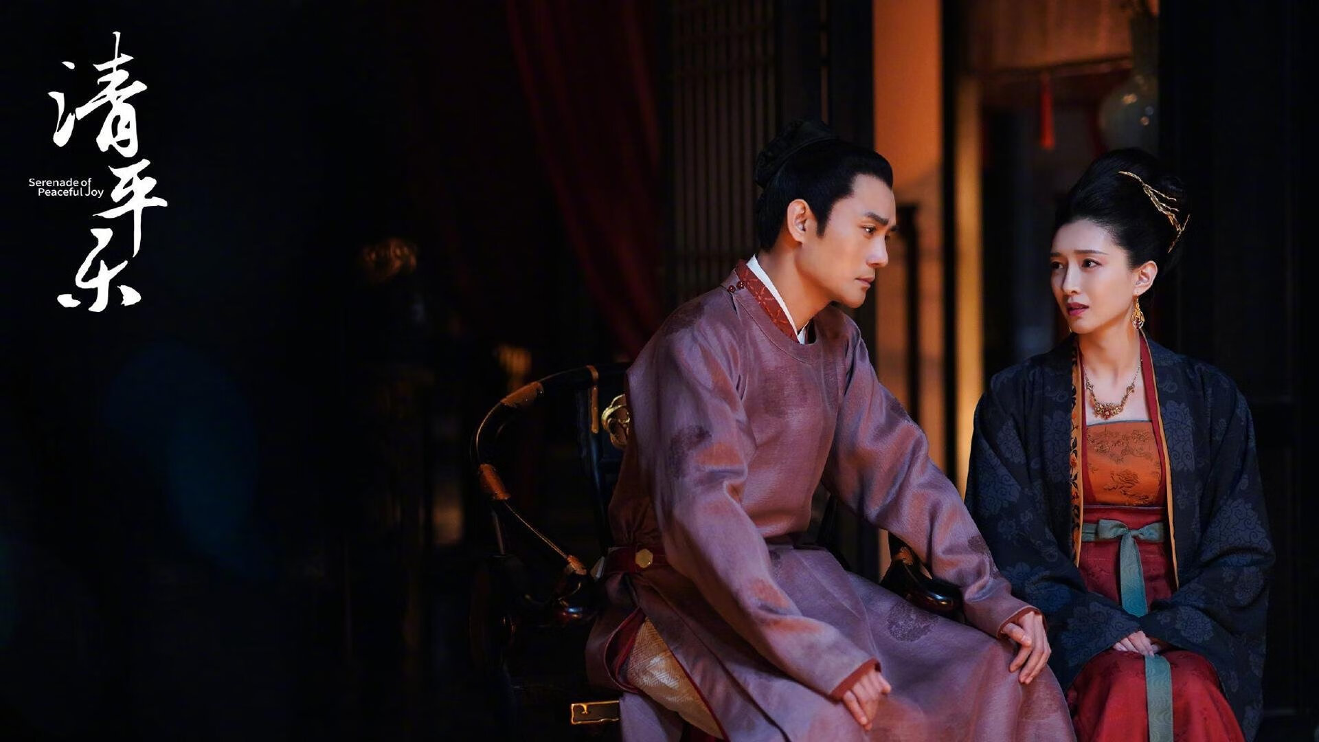 开云官网-AC米兰豪取胜利，射手梅开二度助球队登顶，ac米兰 梅内